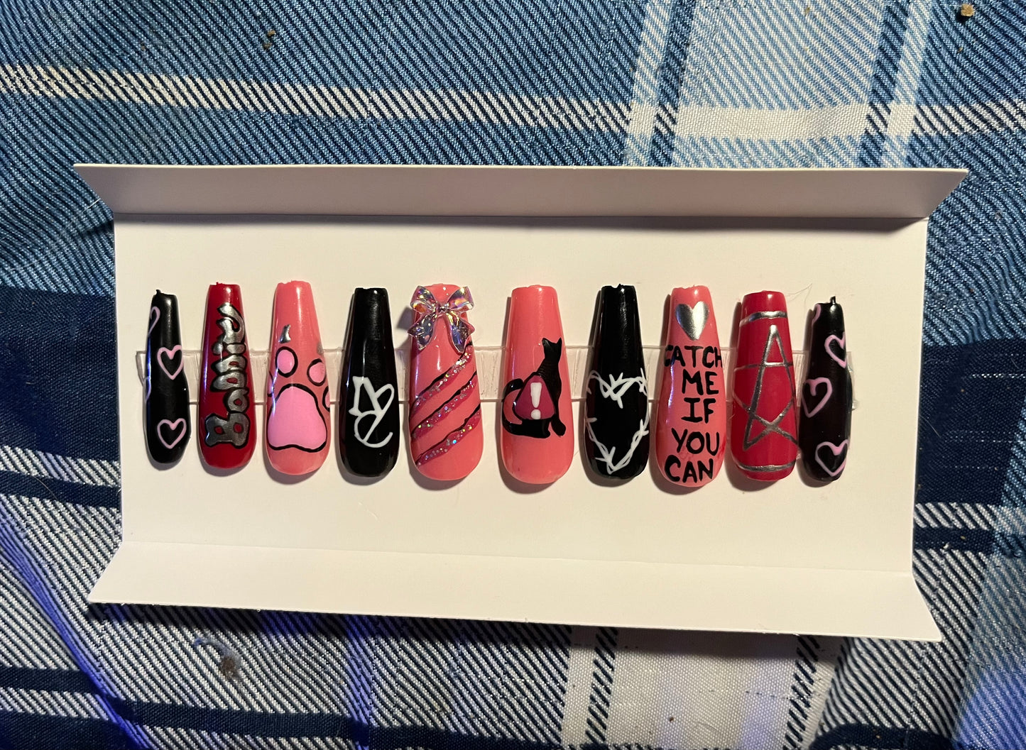 KPOP Ive "Baddie" Press On Nails