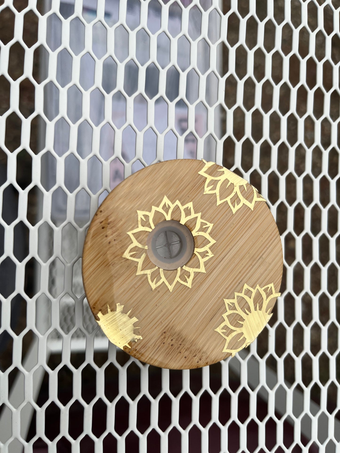 Resin Custom Gold Flower lid