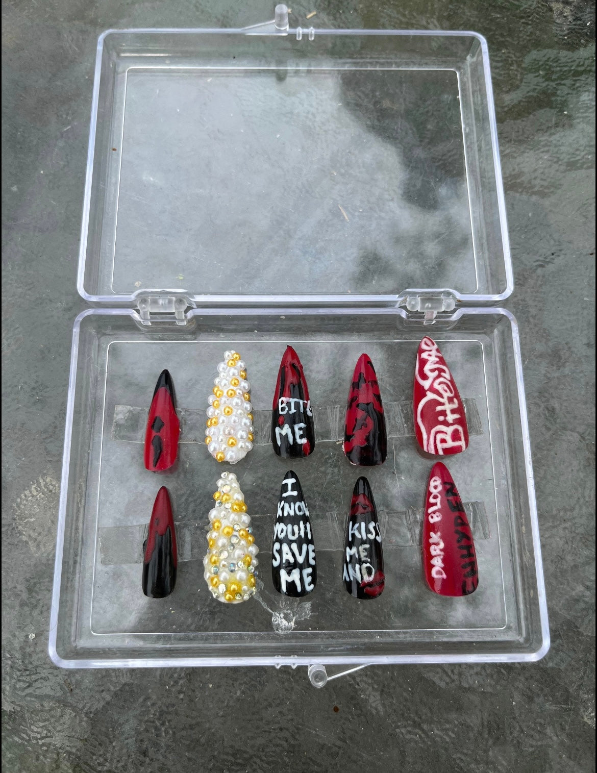 KPOP Enhypen "Bite Me" Press On Nails