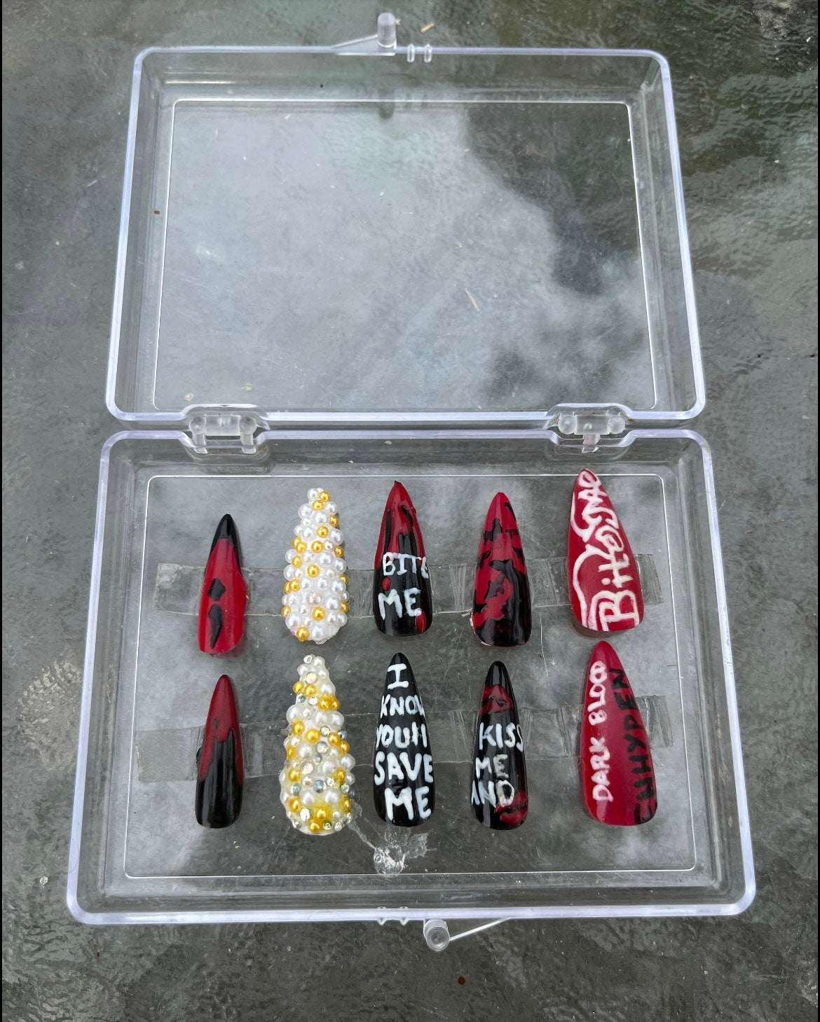 KPOP Enhypen "Bite Me" Press On Nails