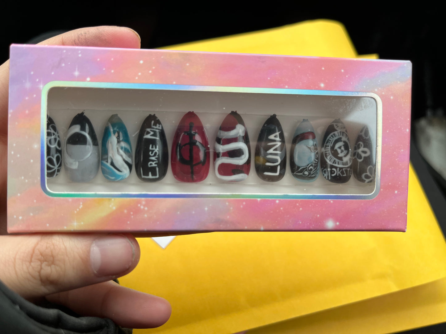 KPOP ONEUS  Press On Nails