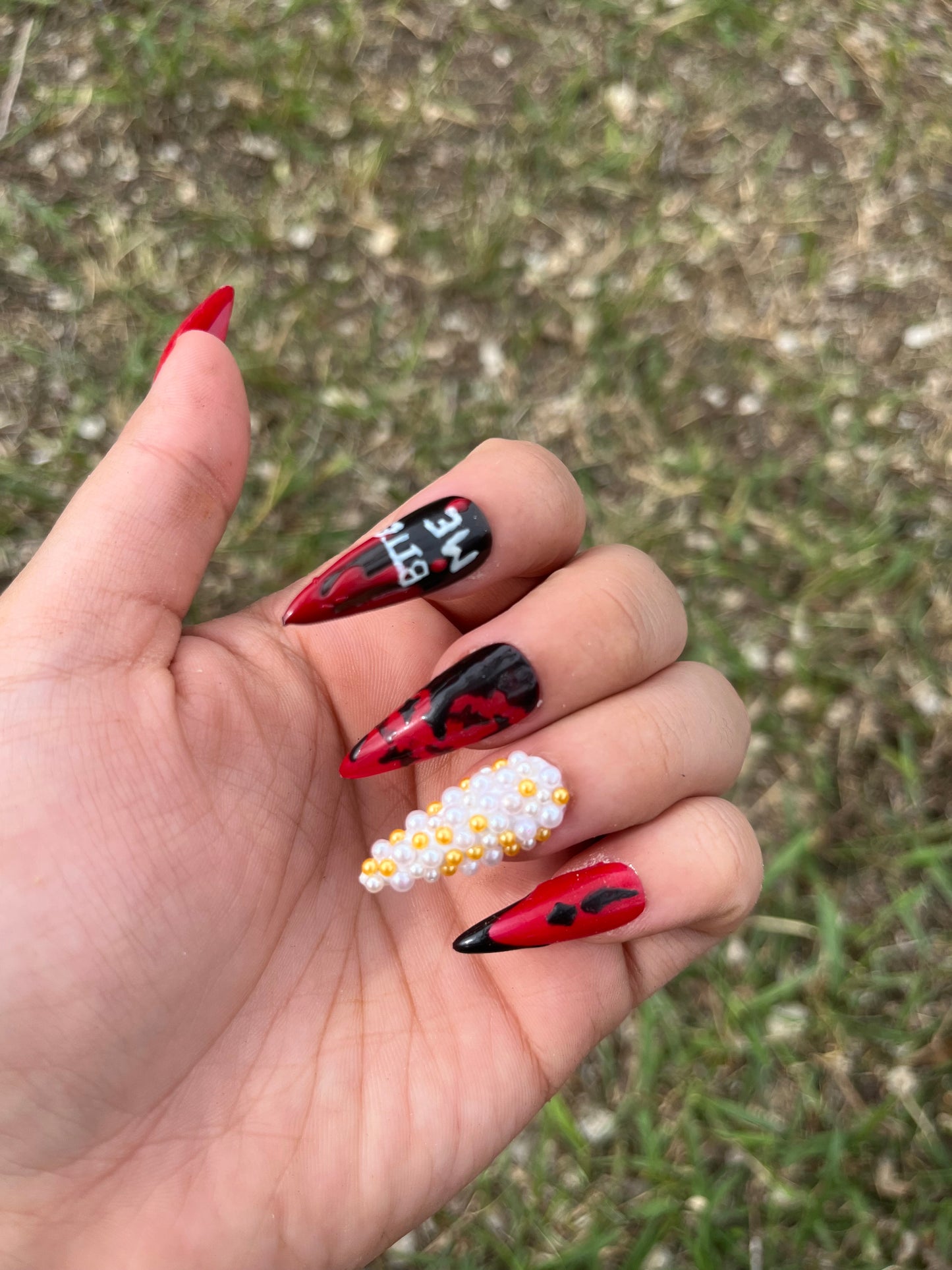 KPOP Enhypen "Bite Me" Press On Nails
