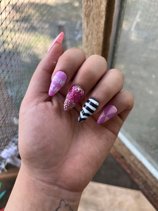 Barbie Press On Nails