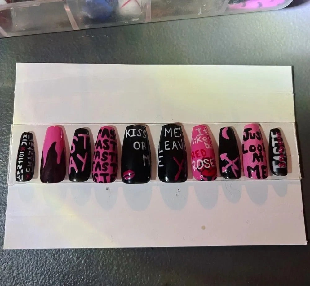 KPOP Stray Kids "Taste" Press On Nails