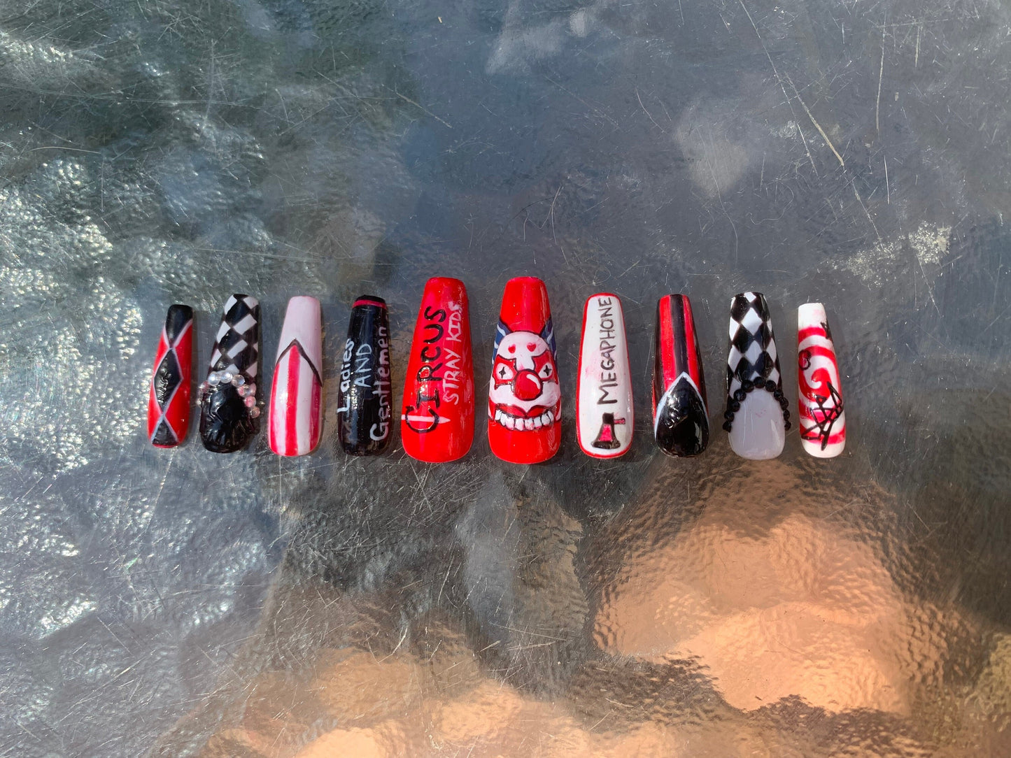 KPOP Stray Kids "Circus" Press On Nails