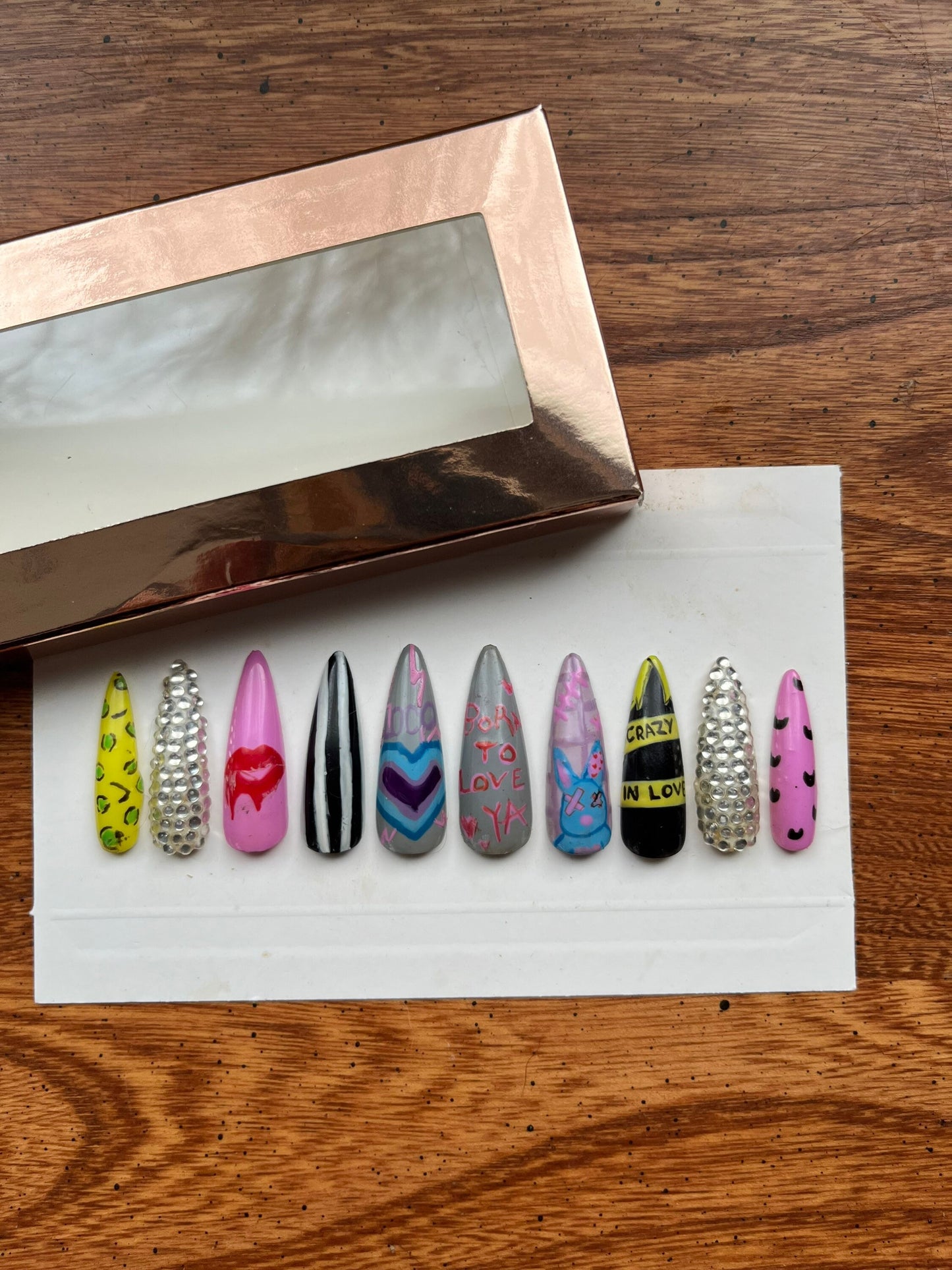 KPOP Itzy "Loco" Press On Nails