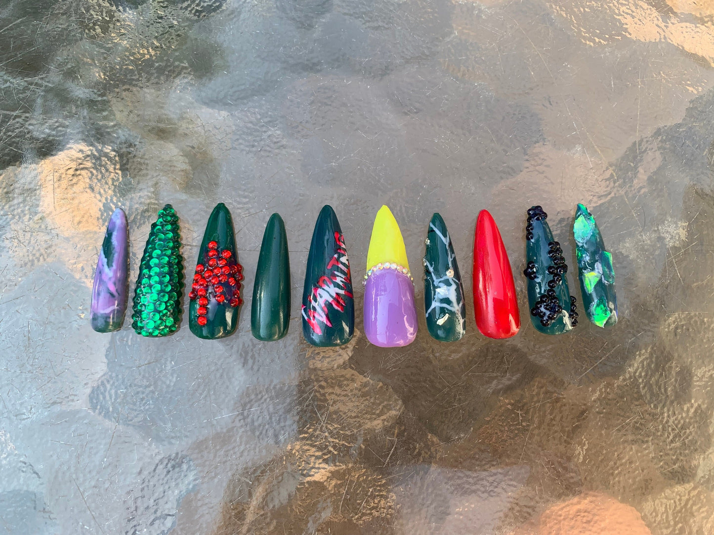 KPOP Stray Kids "Maniac" Press On Nails