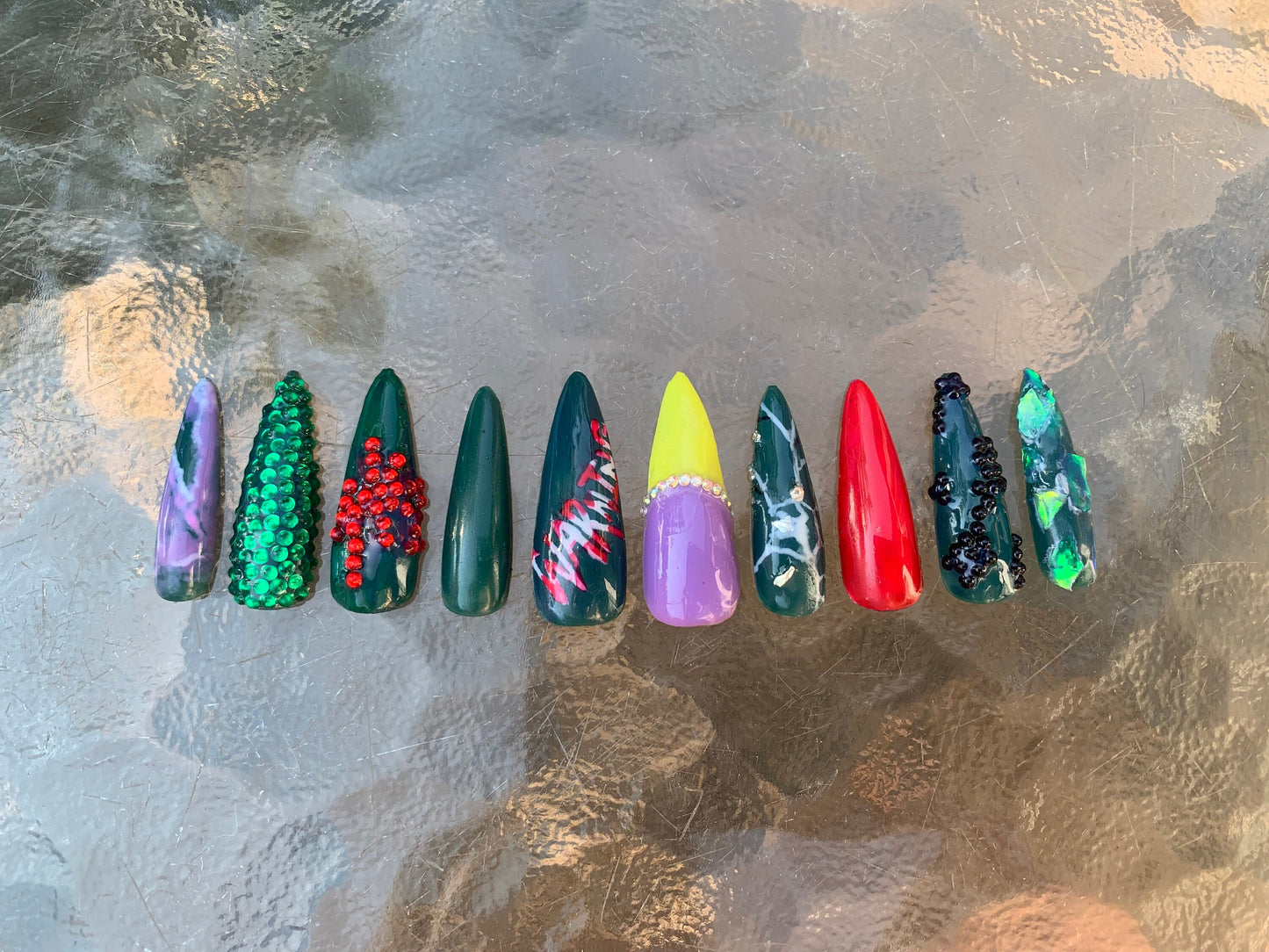 KPOP Stray Kids "Maniac" Press On Nails